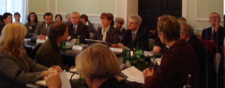 Minister Kalata w Sejmie podczas konferencji poświęconej autyzmowi